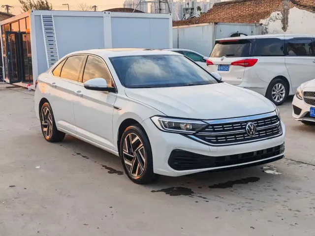 Volkswagen Sagitar — Фото автомобиля 3