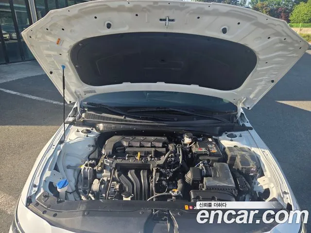 Hyundai AVANTE Новый Avante (CN7) — Фото автомобиля 7