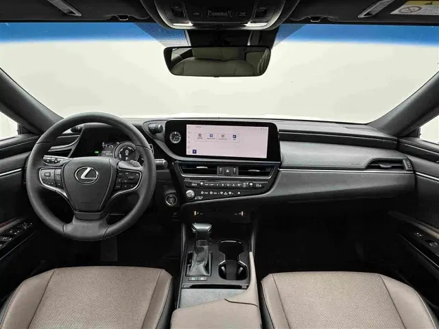 Lexus ES — Фото автомобиля 15