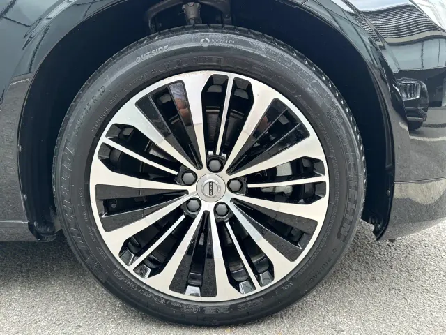 Volvo S90 — Фото автомобиля 21
