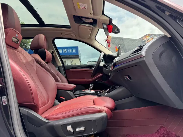 BMW X3 — Фото автомобиля 14