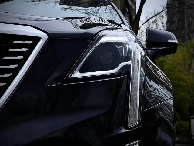 Cadillac XT5 — Фото автомобиля 10