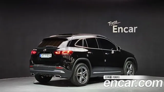 Mercedes-Benz GLA-Class — Фото автомобиля 2