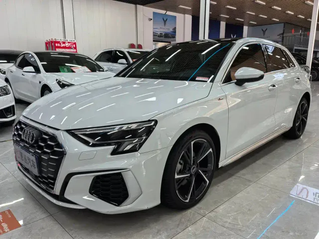Фотография автомобиля — Audi A3