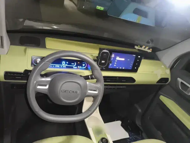 Geely Panda — Фото автомобиля 10