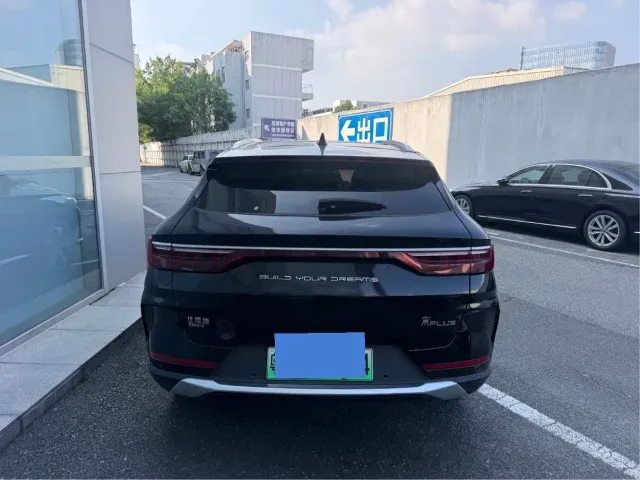 BYD Song PLUS — Фото автомобиля 3