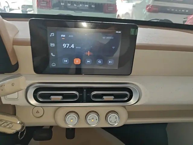 Wuling Motors Hongguang MINIEV 2024 Model 3rd Generation 170km — Фото автомобиля 12