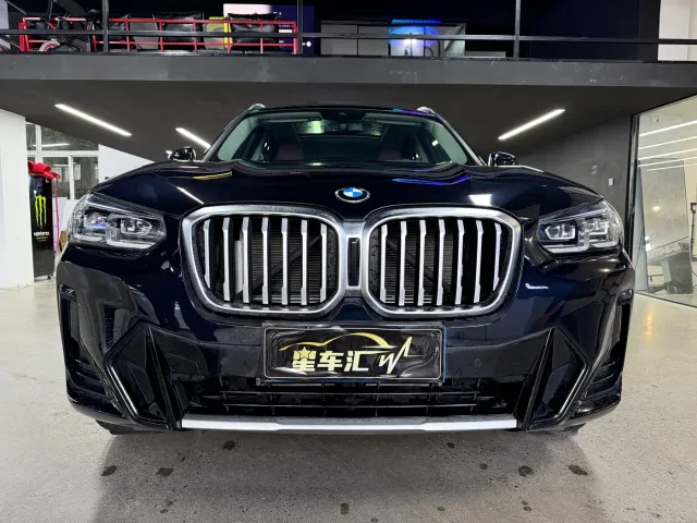BMW X3 — Фото автомобиля 2