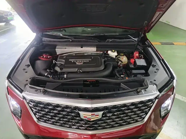 Cadillac XT4 — Фото автомобиля 19