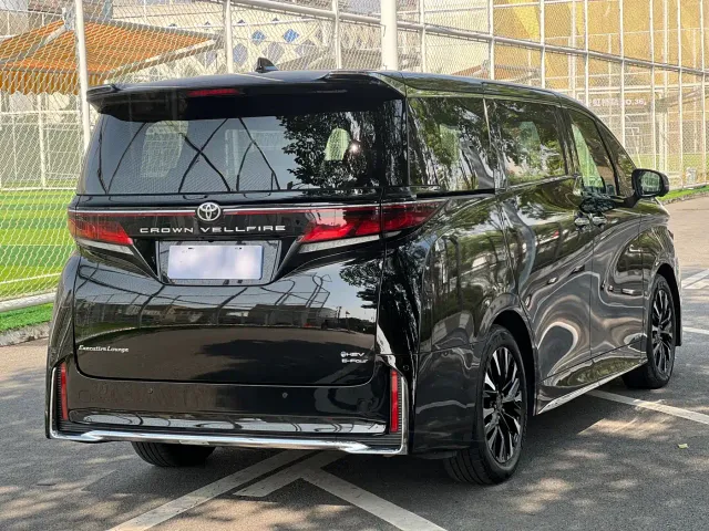 Toyota Vellfire — Фото автомобиля 6