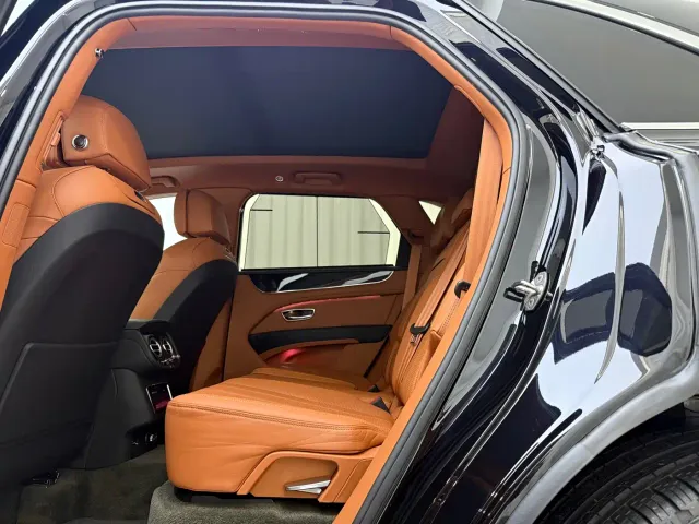 Bentley Bentayga — Фото автомобиля 6