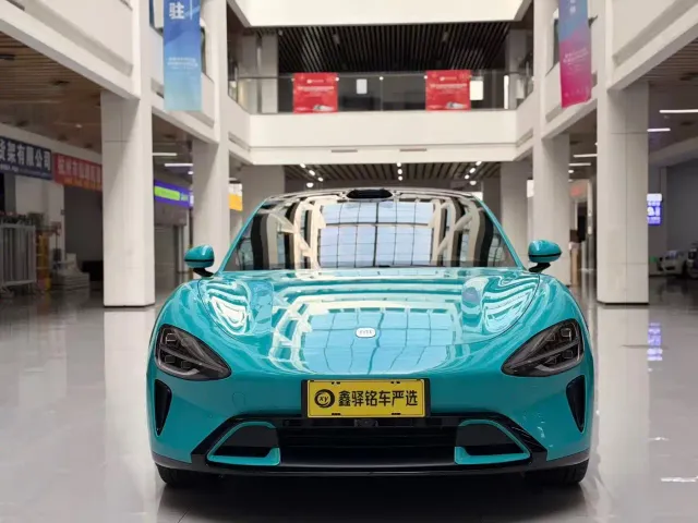Xiaomi SU7 — Фото автомобиля 2