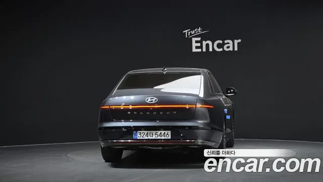 Hyundai Grandeur GN7 — Фото автомобиля 4