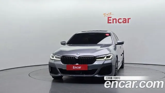 BMW 5-Series 5 серия (G30) 523d M Sport — Фото автомобиля 3