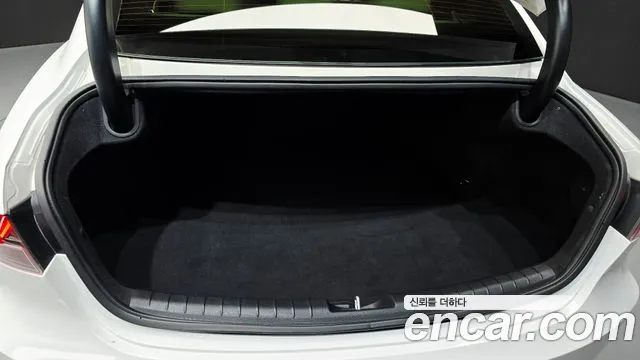 Hyundai Grandeur New — Фото автомобиля 25