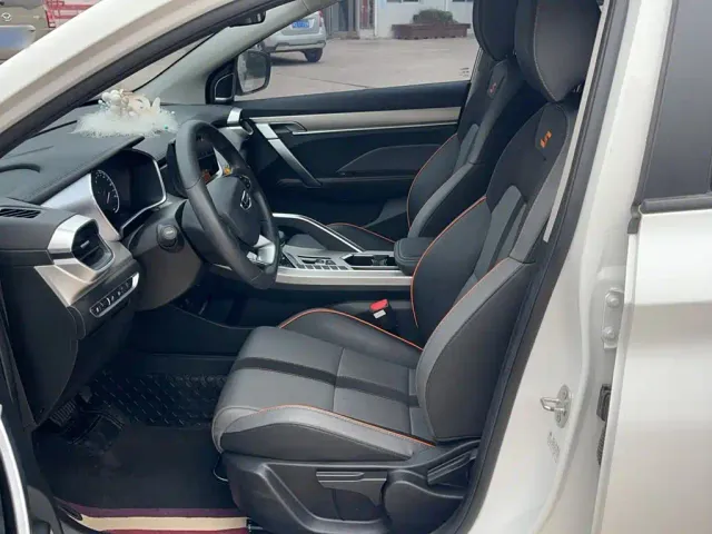 Geely Binyue — Фото автомобиля 12