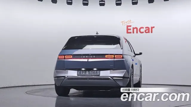 Hyundai Ioniq5 Ioniq5 Long Range AWD — Фото автомобиля 2