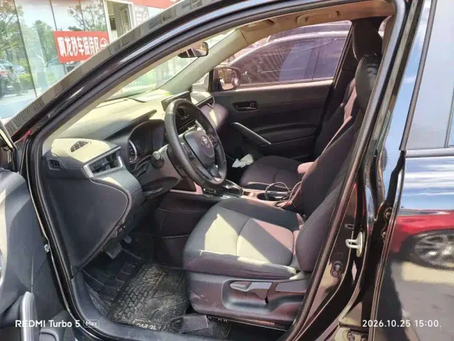 Toyota Corolla Cross — Фото автомобиля 6