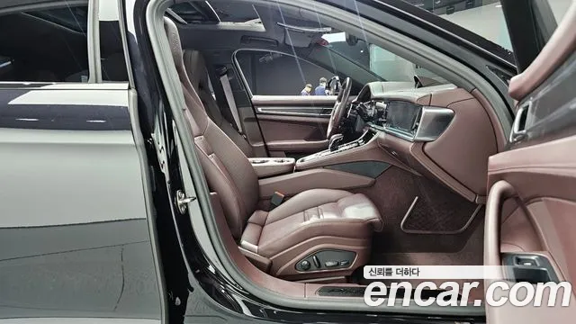 Porsche Panamera 971 — Фото автомобиля 16