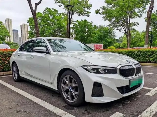 BMW i3 — Фото автомобиля 2