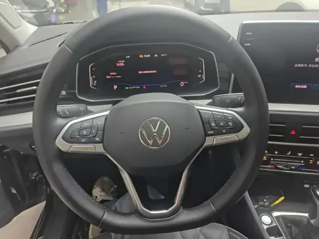 Volkswagen Sagitar — Фото автомобиля 10