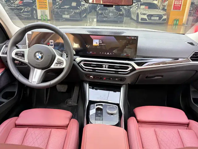 BMW 3 Series — Фото автомобиля 11