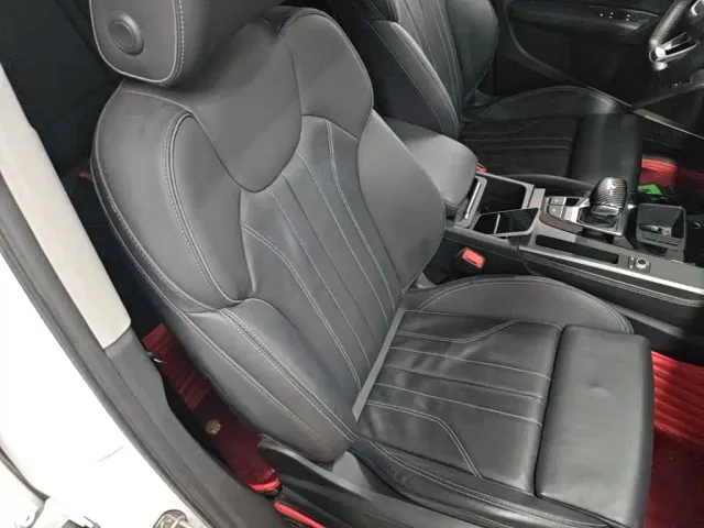 Audi Q5L — Фото автомобиля 24