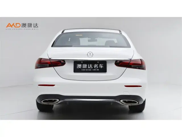 Mercedes-Benz E-Class — Фото автомобиля 4
