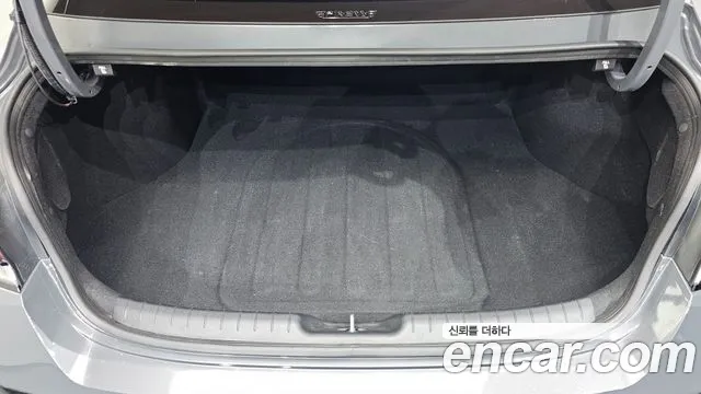 Hyundai AVANTE Новый Avante (CN7) — Фото автомобиля 20