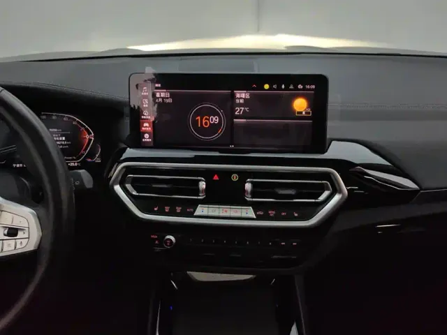 BMW X3 — Фото автомобиля 13