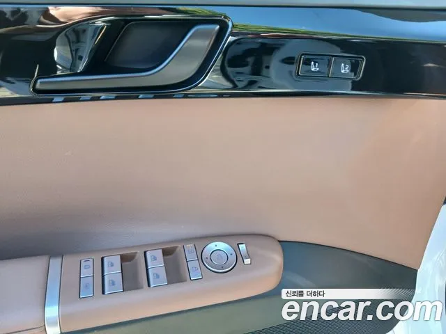 Hyundai Grandeur GN7 — Фото автомобиля 6