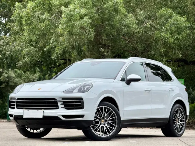 Фотография автомобиля — Porsche Cayenne