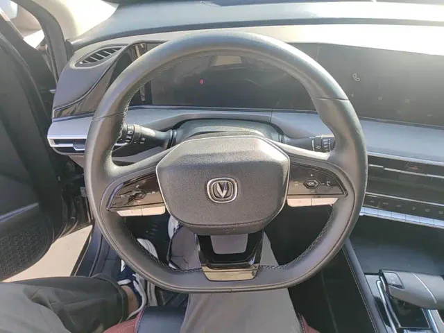 Changan Eado — Фото автомобиля 10