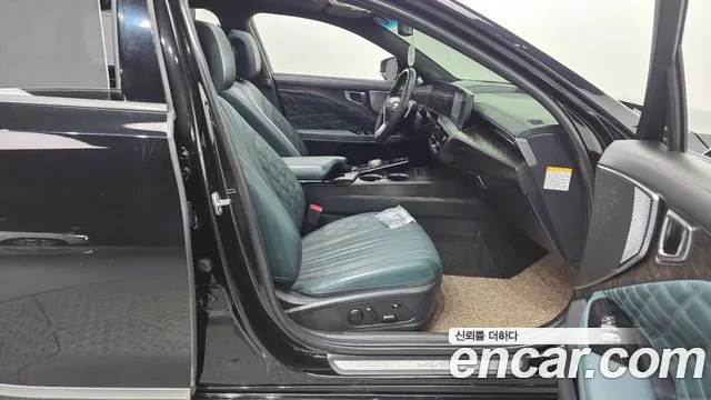 Kia K8 K8 Hybrid — Фото автомобиля 16
