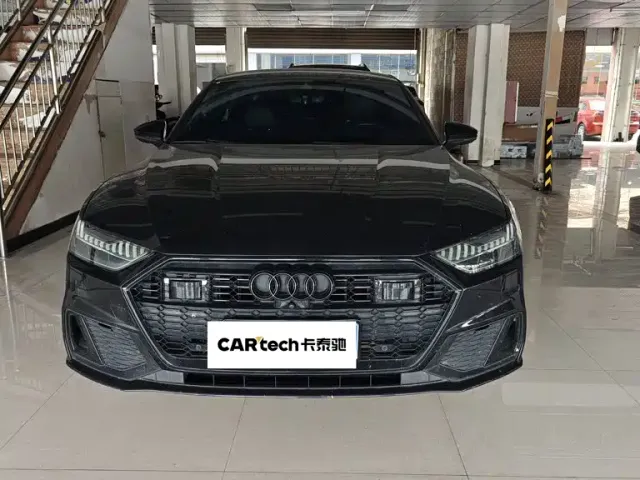 Audi A7L — Фото автомобиля 2