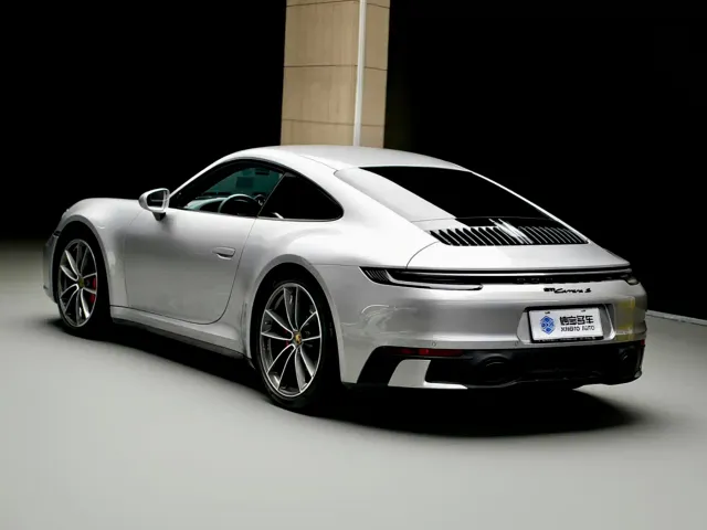 Porsche 911 — Фото автомобиля 5