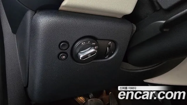 Mini Cooper — Фото автомобиля 16