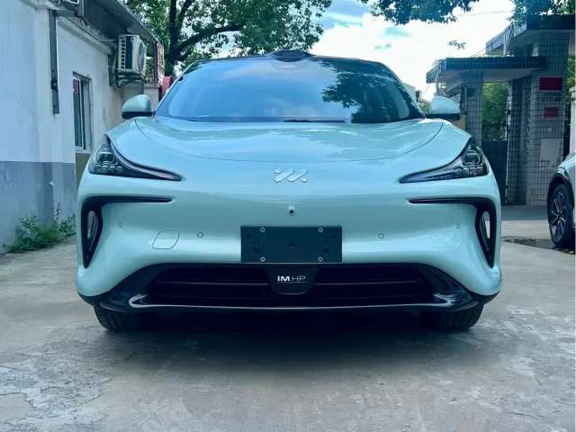 IM Motors LS6 — Фото автомобиля 2