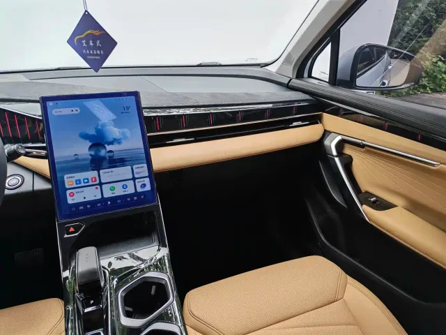 Geely Boyue L — Фото автомобиля 7