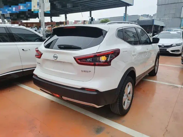 Nissan Qashqai — Фото автомобиля 6