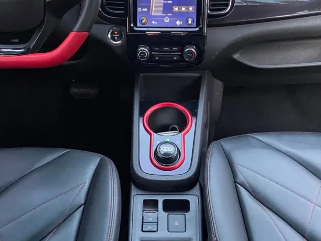 Chery eQ1 — Фото автомобиля 10