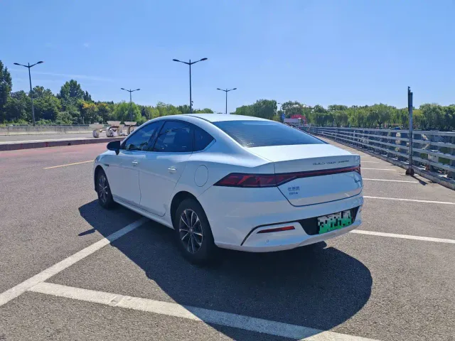 BYD Qin PLUS — Фото автомобиля 7