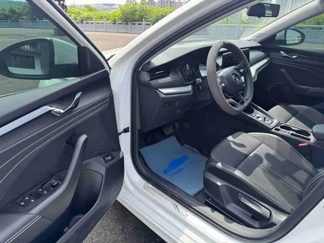 Skoda Octavia — Фото автомобиля 7