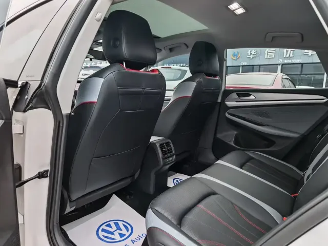 Volkswagen Lamando — Фото автомобиля 8