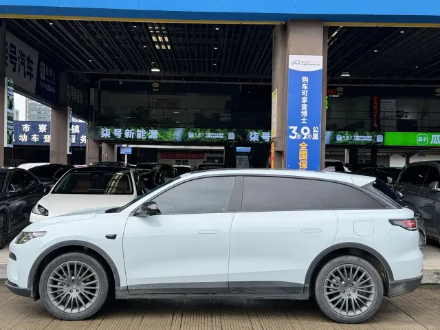 Leapmotor C11 — Фото автомобиля 3