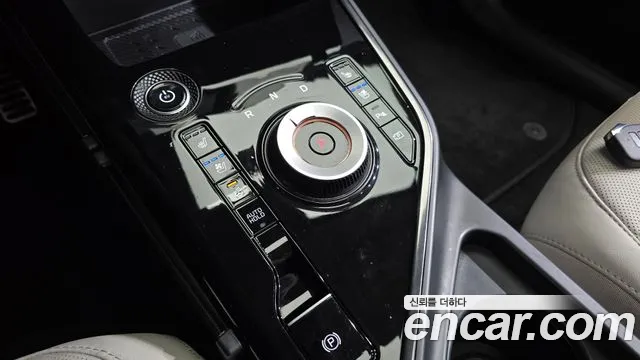 Kia Niro New — Фото автомобиля 12