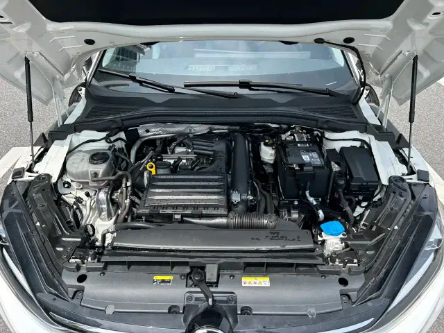 Volkswagen Lamando — Фото автомобиля 22