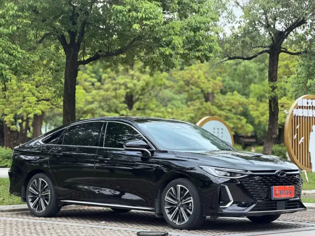 Chery Arrizo 8 — Фото автомобиля 3