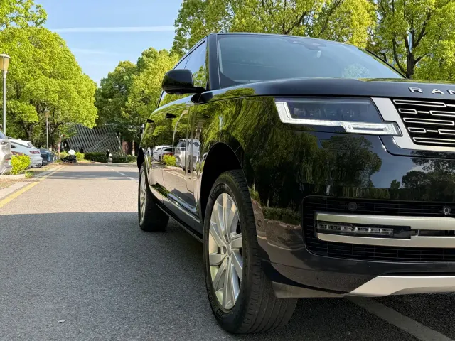 Land Rover Range Rover — Фото автомобиля 20