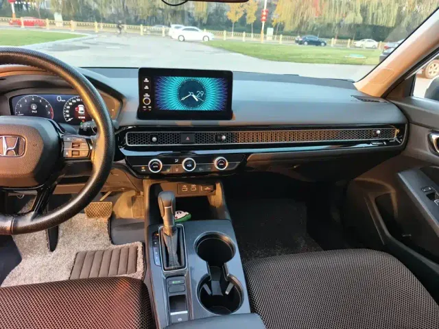 Honda Civic — Фото автомобиля 14